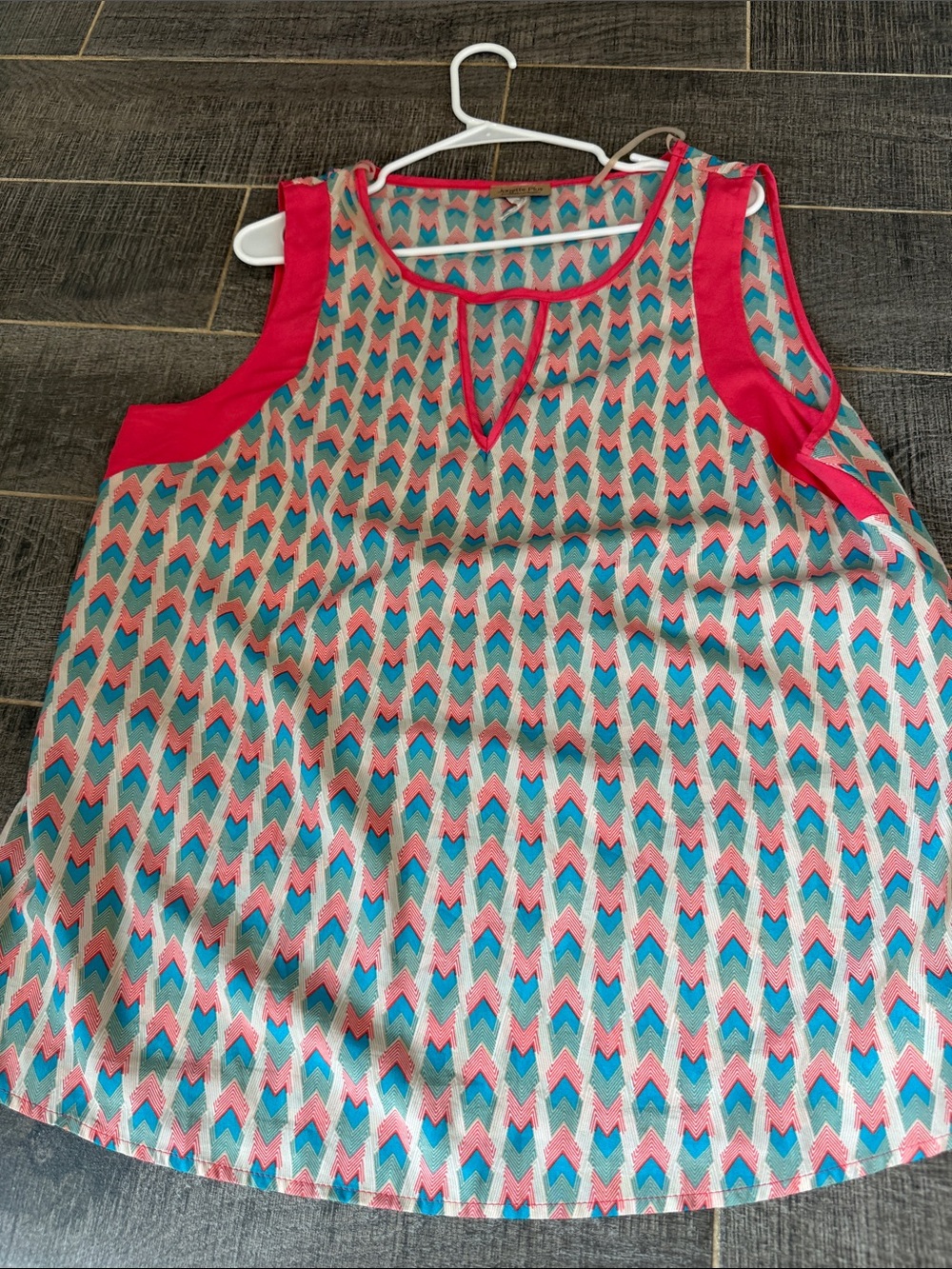 Janette Plus Coral Trim Chevron Top with Teal & Coral Pattern